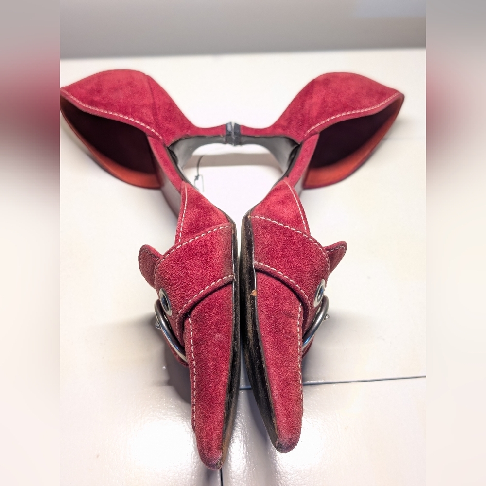 PRADA RARE VINTAGE Red Suede Buckle Kitten Heels Circa Y2K - 37 EU/7 US - Picture 6 of 15